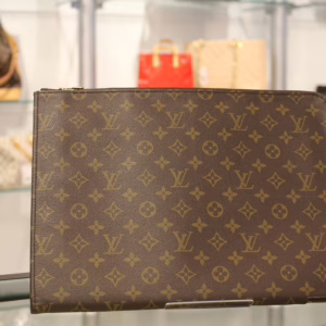 モノグラム 書類ケースPVCモノグラムキャンバス｜LOUIS VOUITTON バッグ 中古