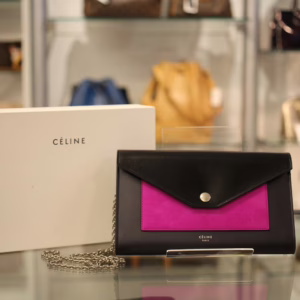 CELINE｜トライフォールド フラップ チェーンウォレット