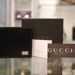 GUCCI｜グッチ　折り財布　ブラック