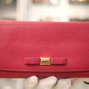 Miu Miu｜ミュウミュウ　マドラスフィオッコ 長財布