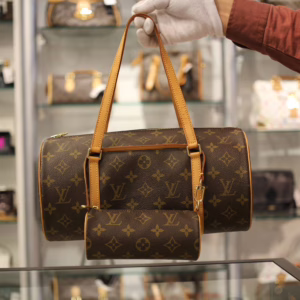 LOUIS VOUITTON｜ルイ・ヴィトン モノグラム　パピヨン30　バンドバッグ