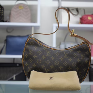 LOUIS VOUITTON｜ルイヴィトン　ポシェットクロワッサン　ショルダーバッグ