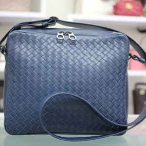 ボッテガヴェネタ｜イントレチャートショルダーバッグ｜A1000686